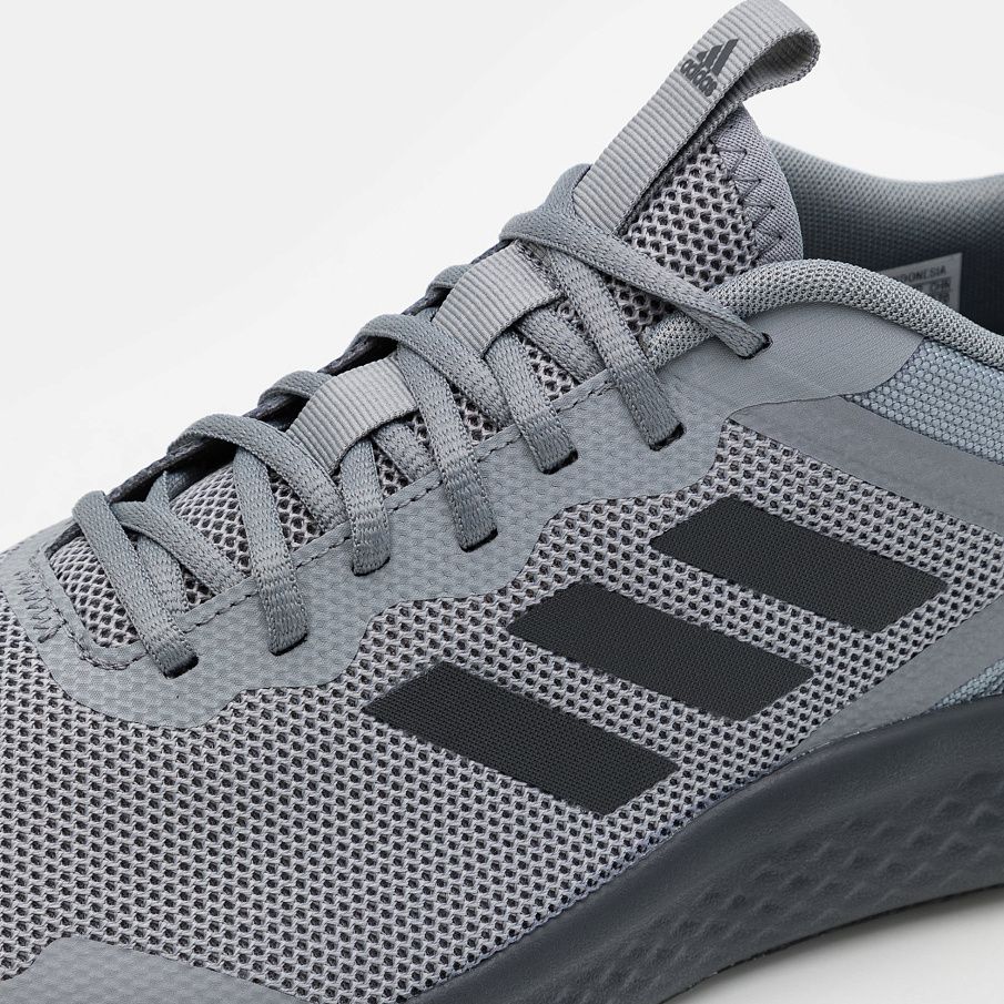Фото № 4 с приближением к товару «‎Adidas Fluidstreet»