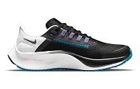 Фото № 2 с приближением к товару «‎Nike Air Zoom Pegasus 38 GS 'Black Metallic Silver'»