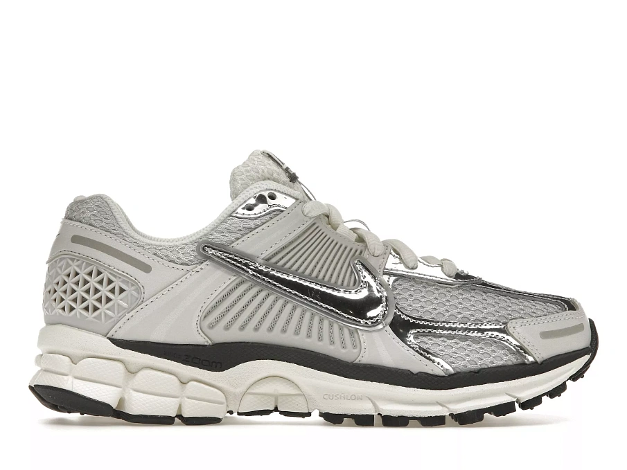 Фото № 1 с приближением к товару «‎Nike Zoom Vomero 5 Photon Dust Metallic Silver »