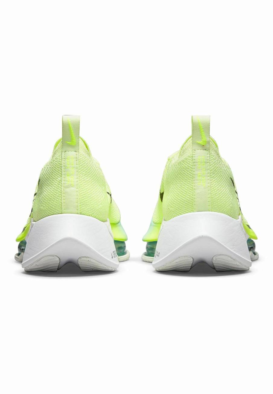 Фото № 4 с приближением к товару «‎Nike Zoom Next»