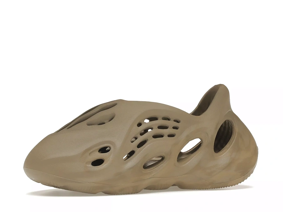 Фото № 2 с приближением к товару «‎adidas Yeezy Foam RNNR Stone Sage»