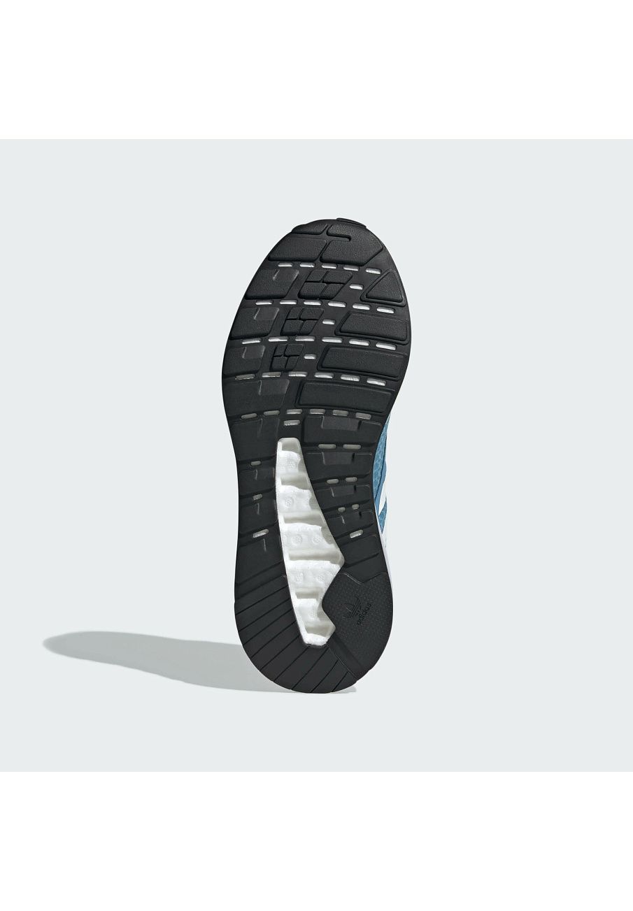 Фото № 5 с приближением к товару «‎Adidas Zx 2k Boost »