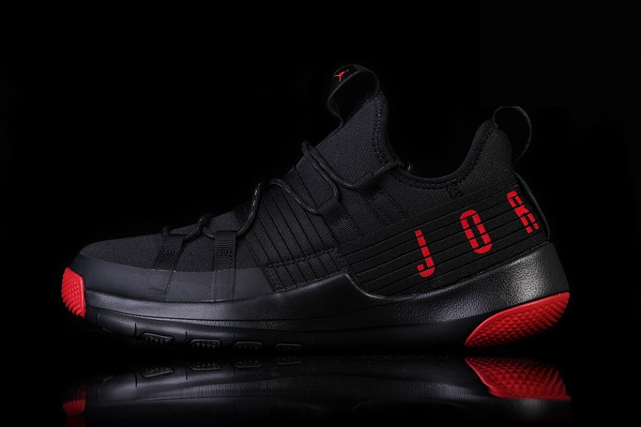 Фото № 4 с приближением к товару «‎Nike Air Jordan Trainer Pro »