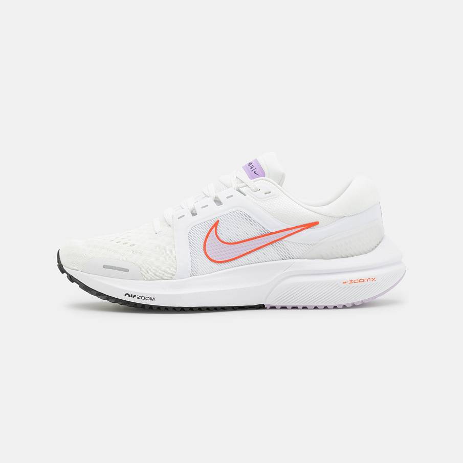 Фото № 1 с приближением к товару «‎Nike Air Zoom Vomero»