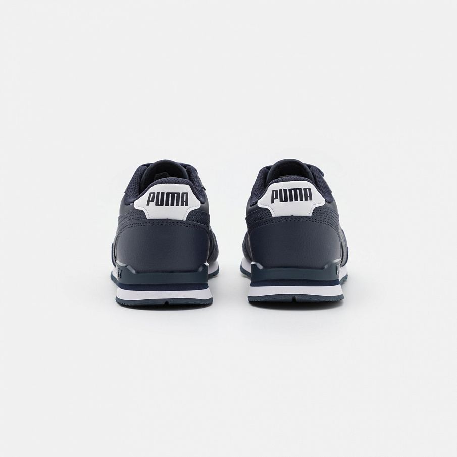 Фото № 2 с приближением к товару «‎Puma »