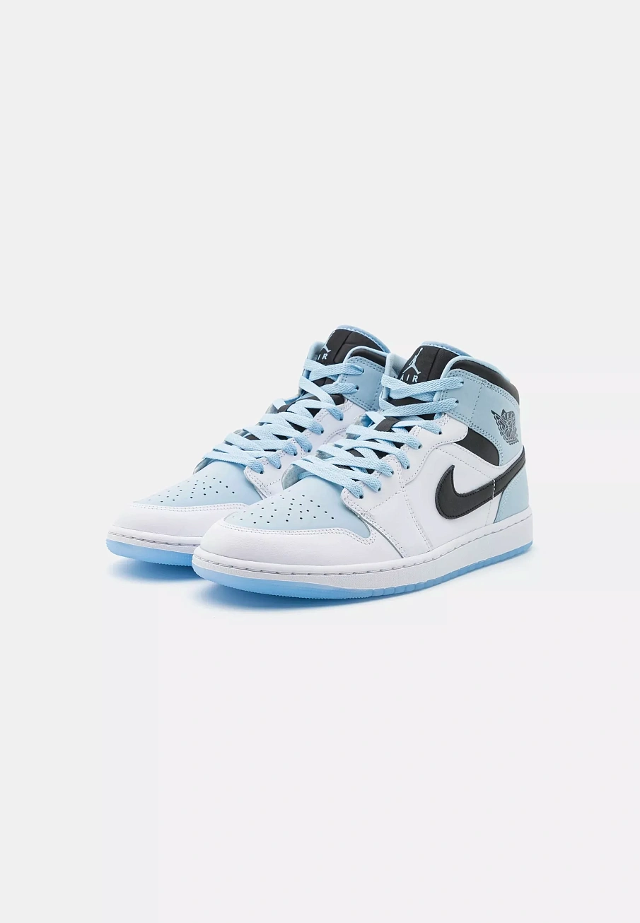 Фото № 2 с приближением к товару «‎AIR JORDAN 1 MID SE»