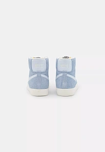 Фото № 4 с приближением к товару «‎W BLAZER MID '77 VNTG»