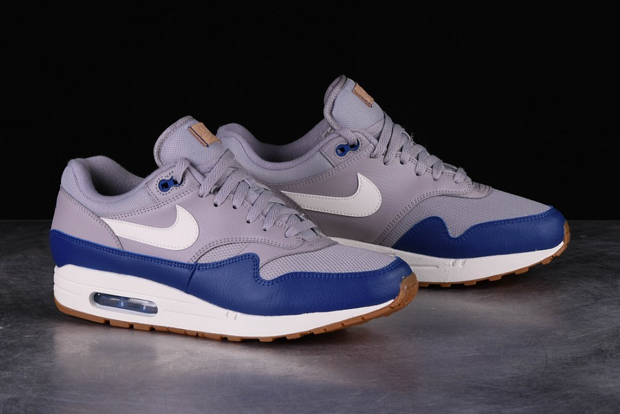 Фото № 3 с приближением к товару «‎Nike Air Max 1 Royal »