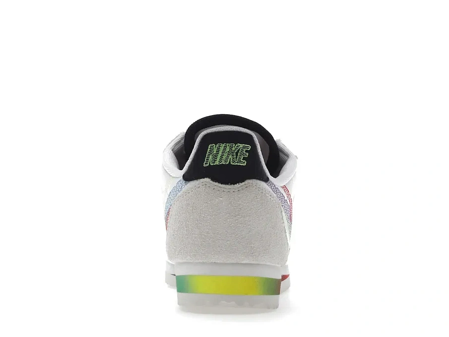 Фото № 4 с приближением к товару «‎Nike Cortez Be True (2022)»