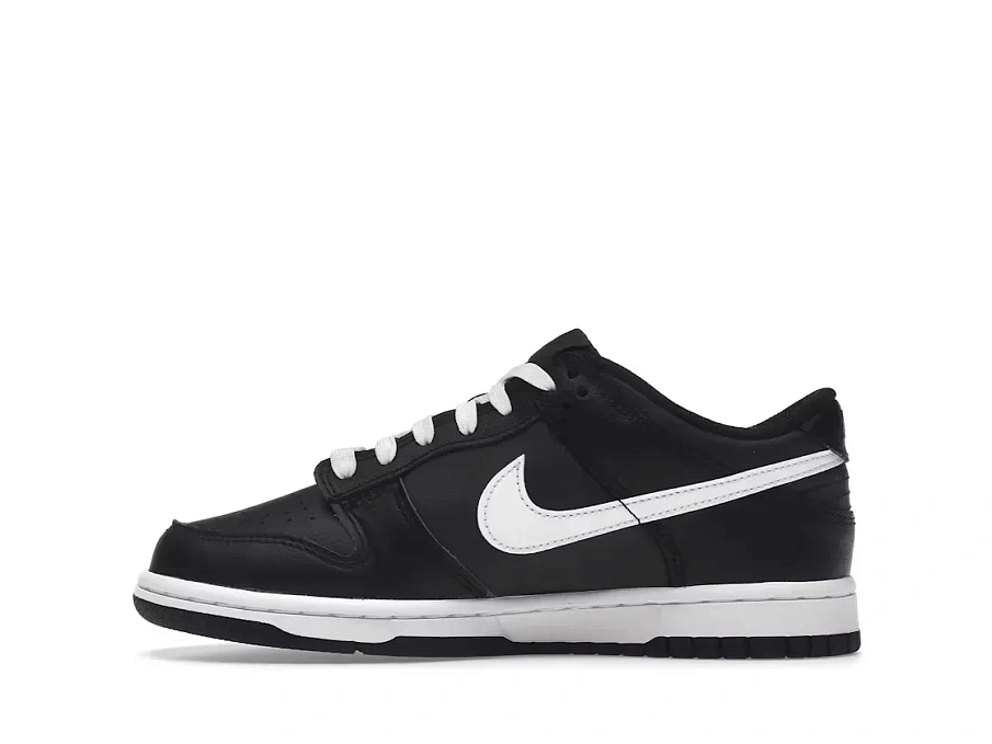 Фото № 3 с приближением к товару «‎Nike Dunk Low»