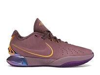 Фото № 1 с приближением к товару «‎Nike LeBron 21 Purple Rain»