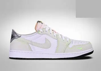 Nike Air Jordan 1 Low OG Ghost Green - 1