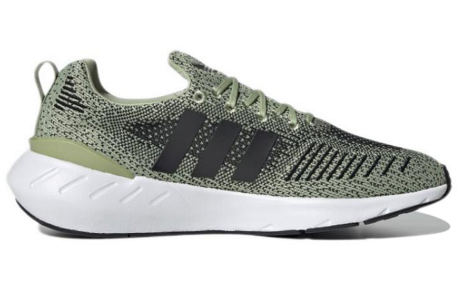 Фото № 2 с приближением к товару «‎ adidas originals originals Swift Run 22 Running shoes»