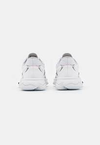 Фото № 4 с приближением к товару «‎Adidas Ozweego »
