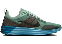 Фото № 1 с приближением к товару «‎Nike Lunar Roam»