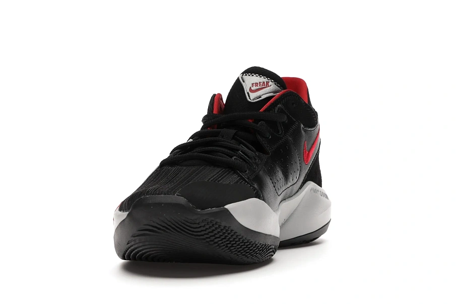 Фото № 3 с приближением к товару «‎Nike Zoom Freak 2 Bred»
