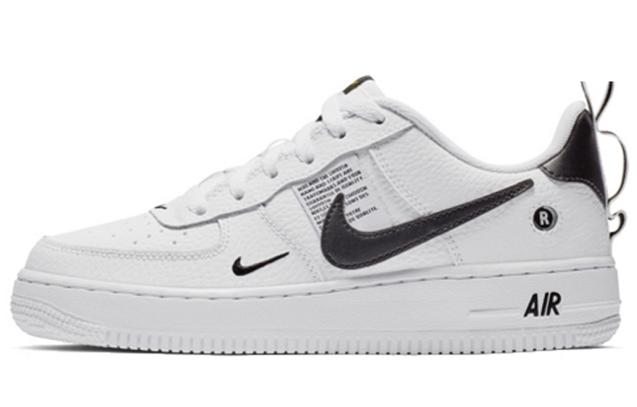 Фото № 1 с приближением к товару «‎Nike Air Force 1 Utility Low Skate shoes white»