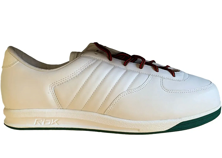 Фото № 1 с приближением к товару «‎Reebok S Carter»