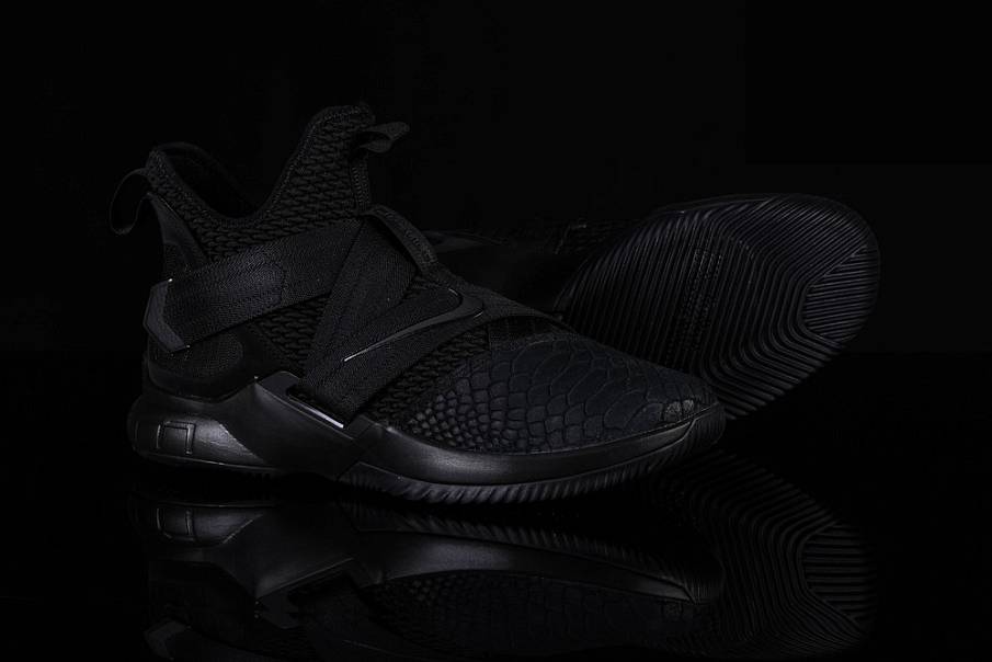 Фото № 3 с приближением к товару «‎Nike Lebron Soldier 12 Sfg Triple »