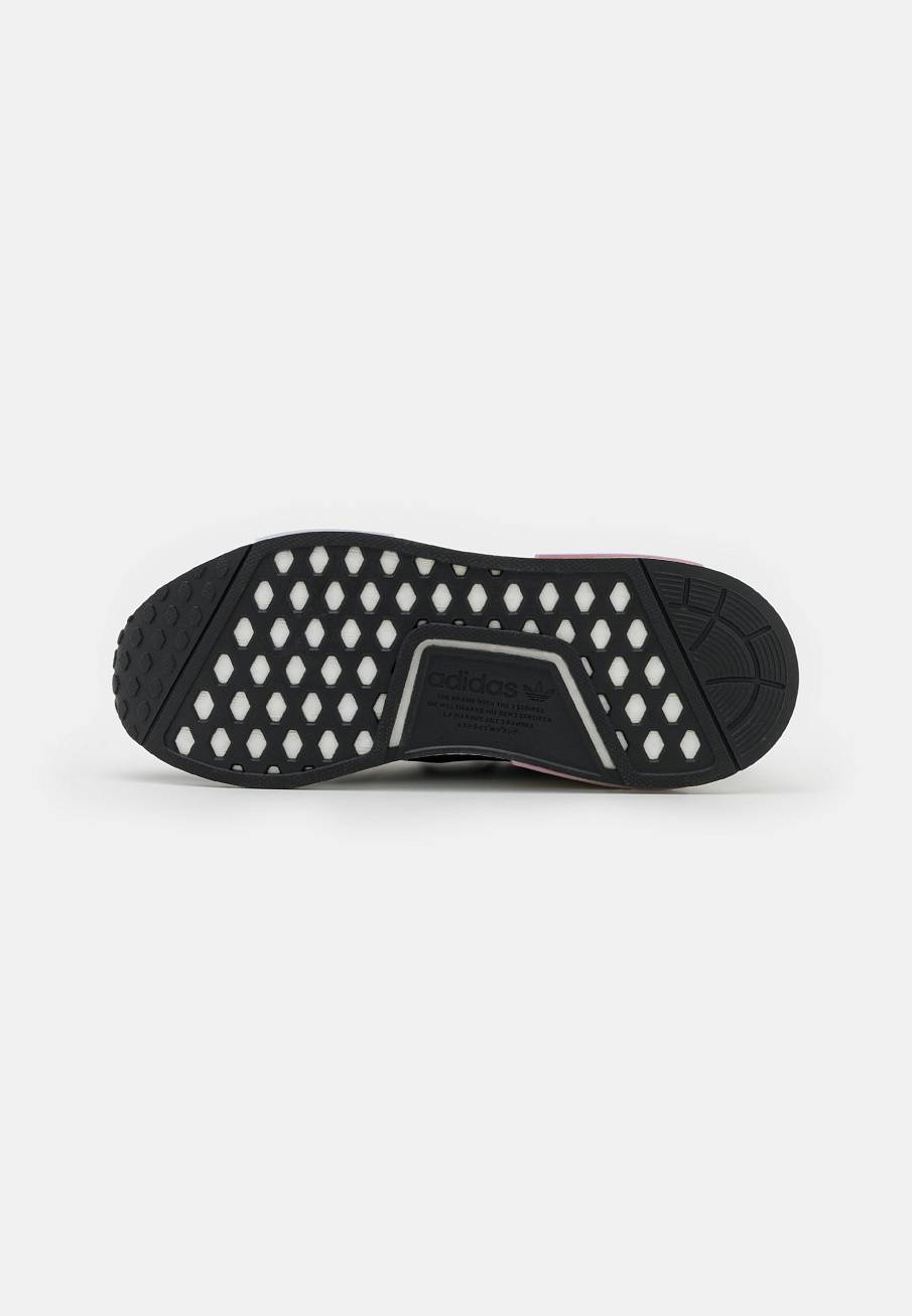 Фото № 5 с приближением к товару «‎Кроссовки Adidas SPAD111A1T6-Q11»