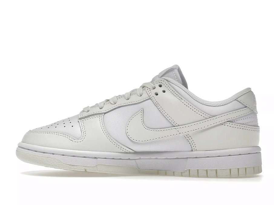 Фото № 5 с приближением к товару «‎Nike Dunk Low Retro Coconut Milk »