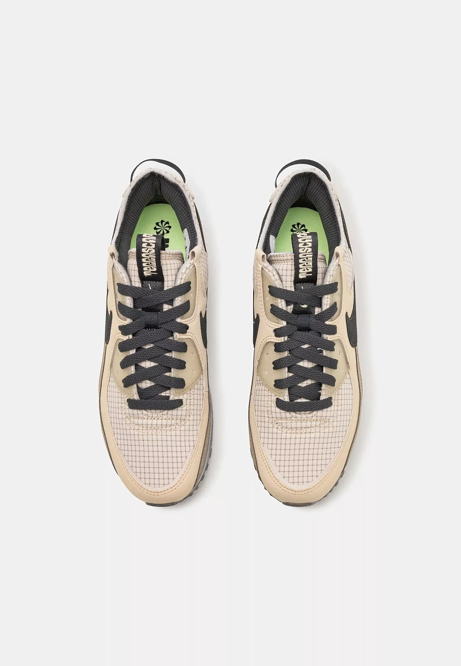 Фото № 4 с приближением к товару «‎AIR MAX TERRASCAPE 90»