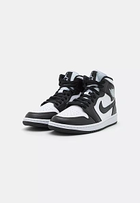 Фото № 2 с приближением к товару «‎WMNS AIR JORDAN 1 MID 365»