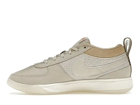 Фото № 3 с приближением к товару «‎Nike Book 1»