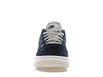 Фото № 2 с приближением к товару «‎New Balance 550»