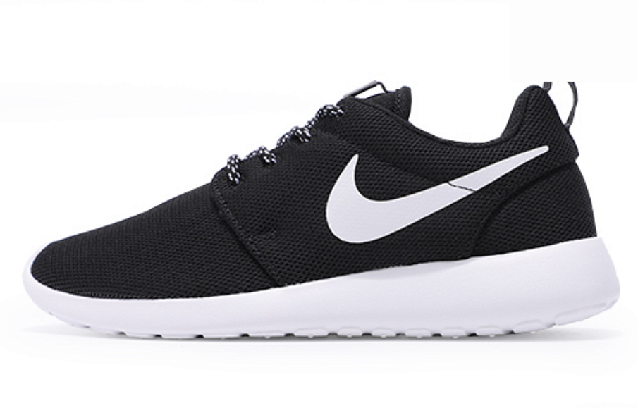 Фото № 1 с приближением к товару «‎Nike Roshe One Black White (W)»