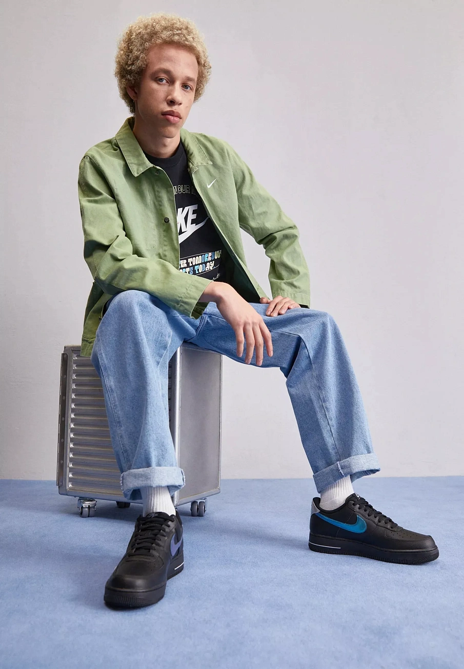 Фото № 4 с приближением к товару «‎AIR FORCE 1 07 UNISEX»