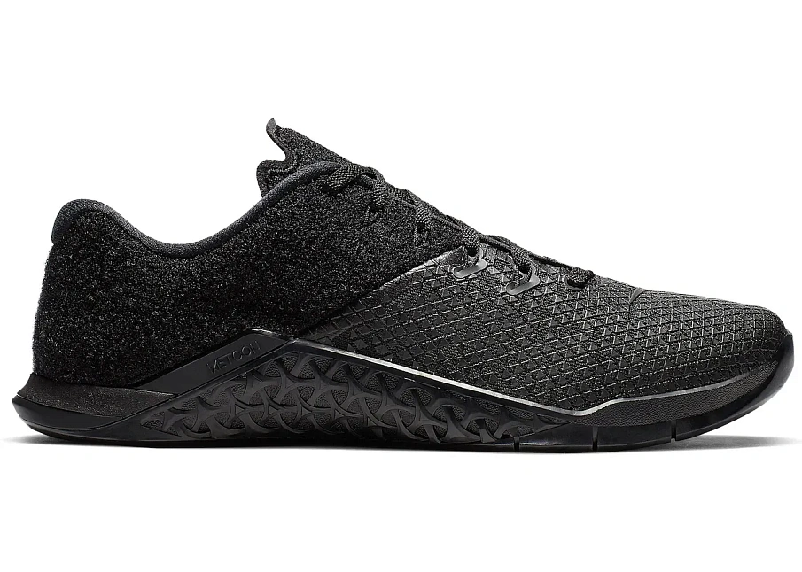 Фото № 1 с приближением к товару «‎Nike Metcon 4 Patches Triple Black»