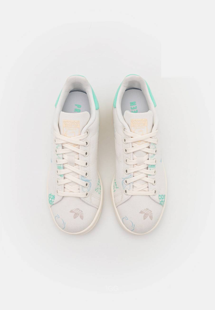 Фото № 5 с приближением к товару «‎Adidas Stan Smith »