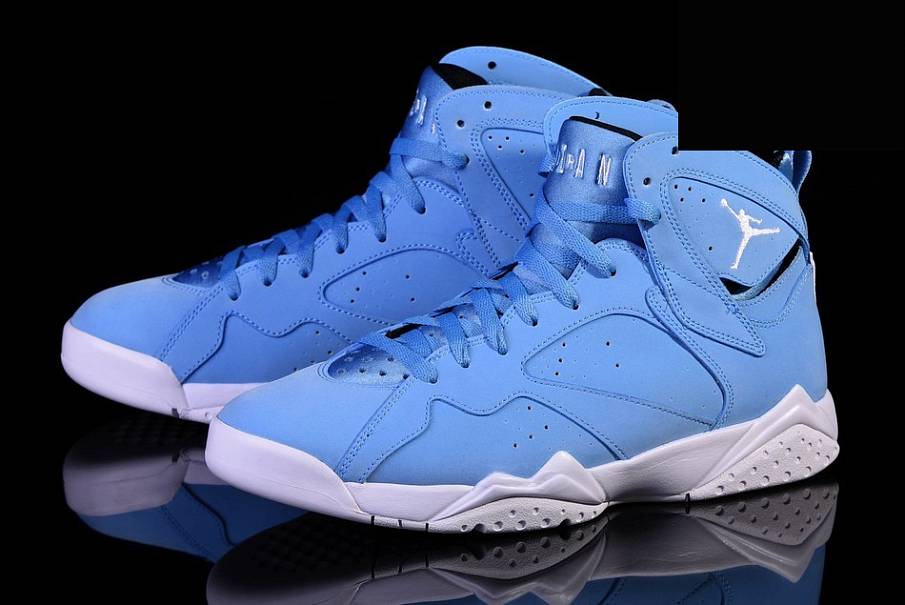 Фото № 3 с приближением к товару «‎Nike Air Jordan 7 Retro North Carolina »