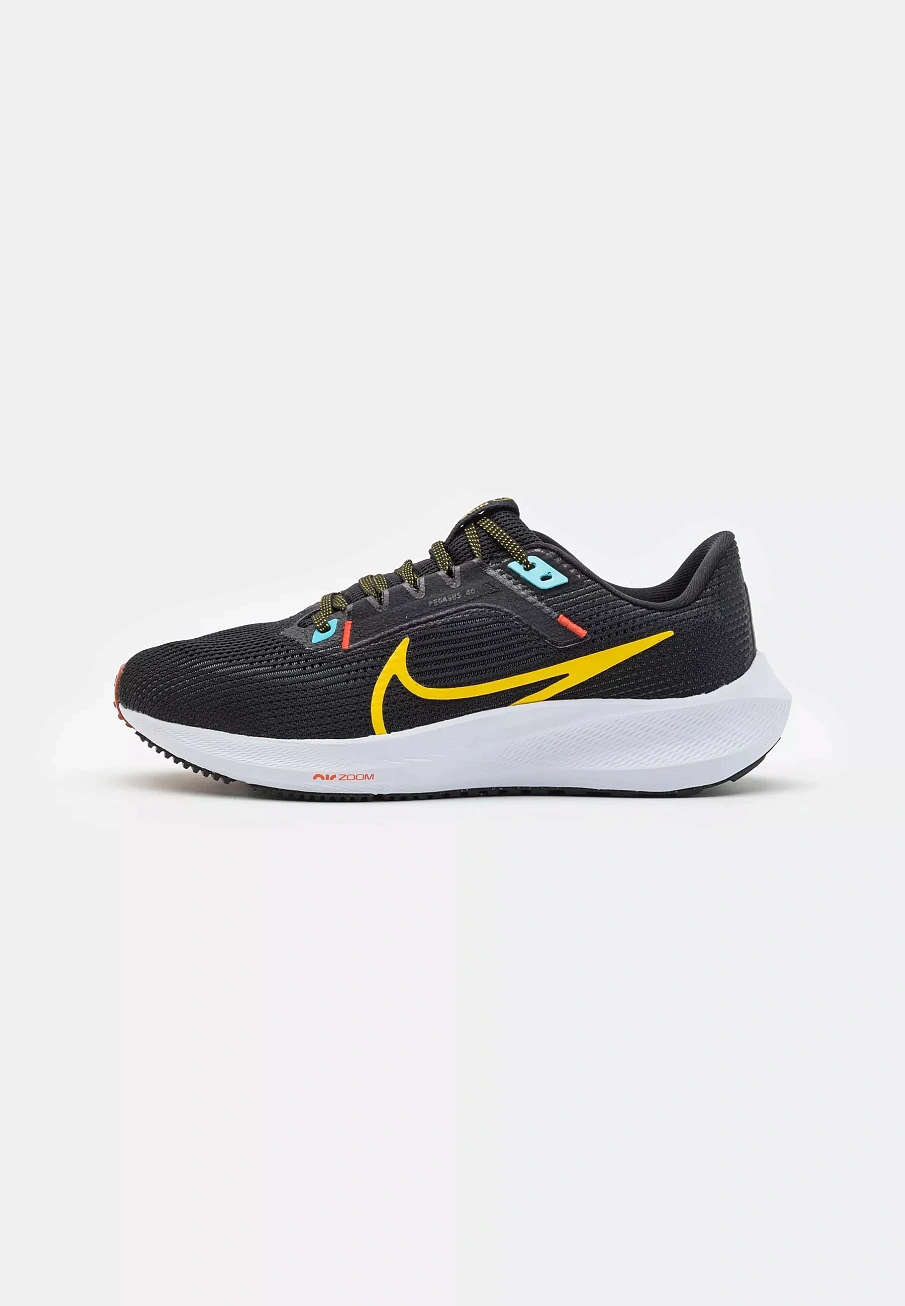 Фото № 1 с приближением к товару «‎AIR ZOOM PEGASUS 40»