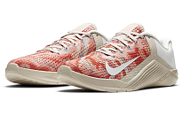 Фото № 3 с приближением к товару «‎Nike WMNS Metcon 6 PinkBrown»