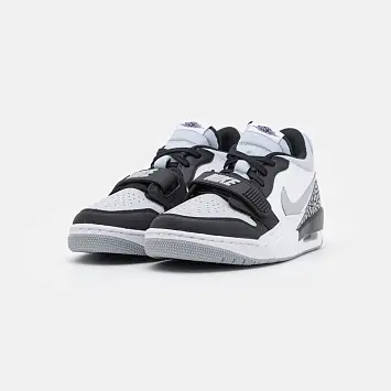 Jordan Air Legacy 312  - 2