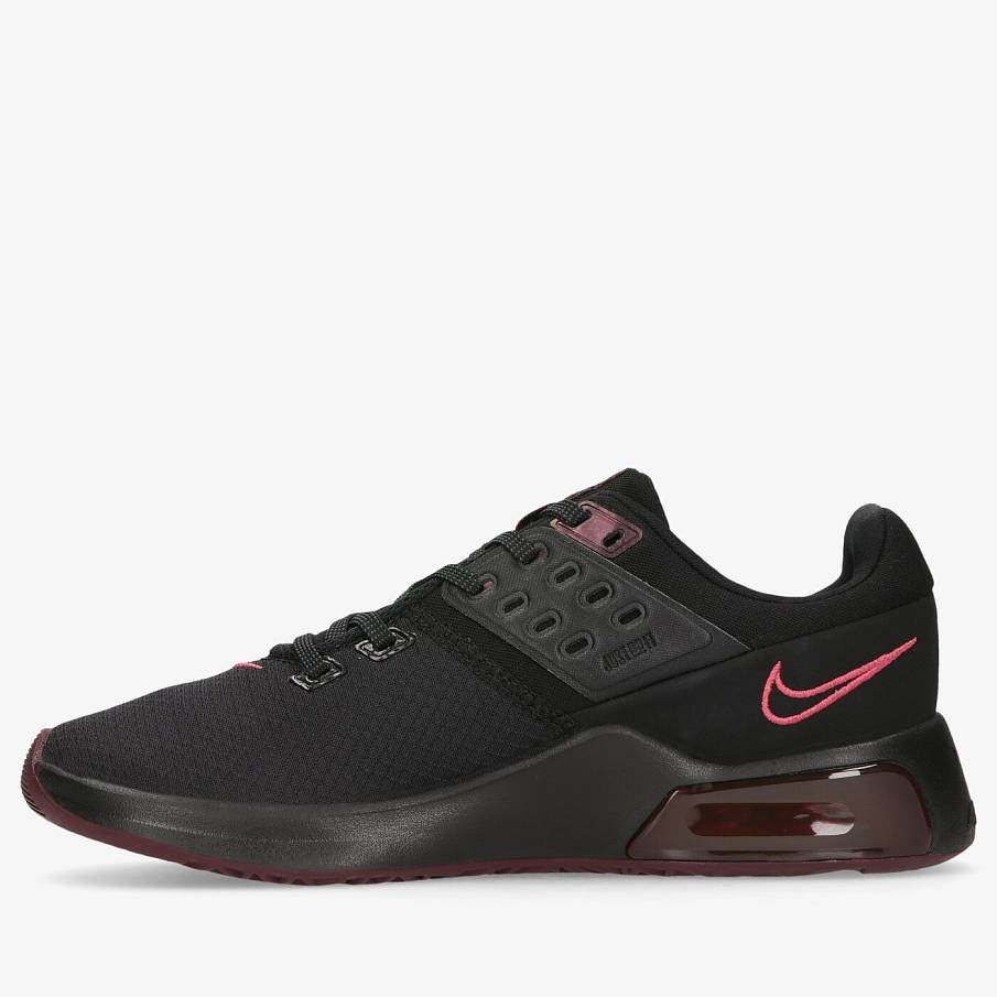 Фото № 2 с приближением к товару «‎Nike Wmns Air Max Bella TR 4 Low-Top Running Shoes BlackRed»