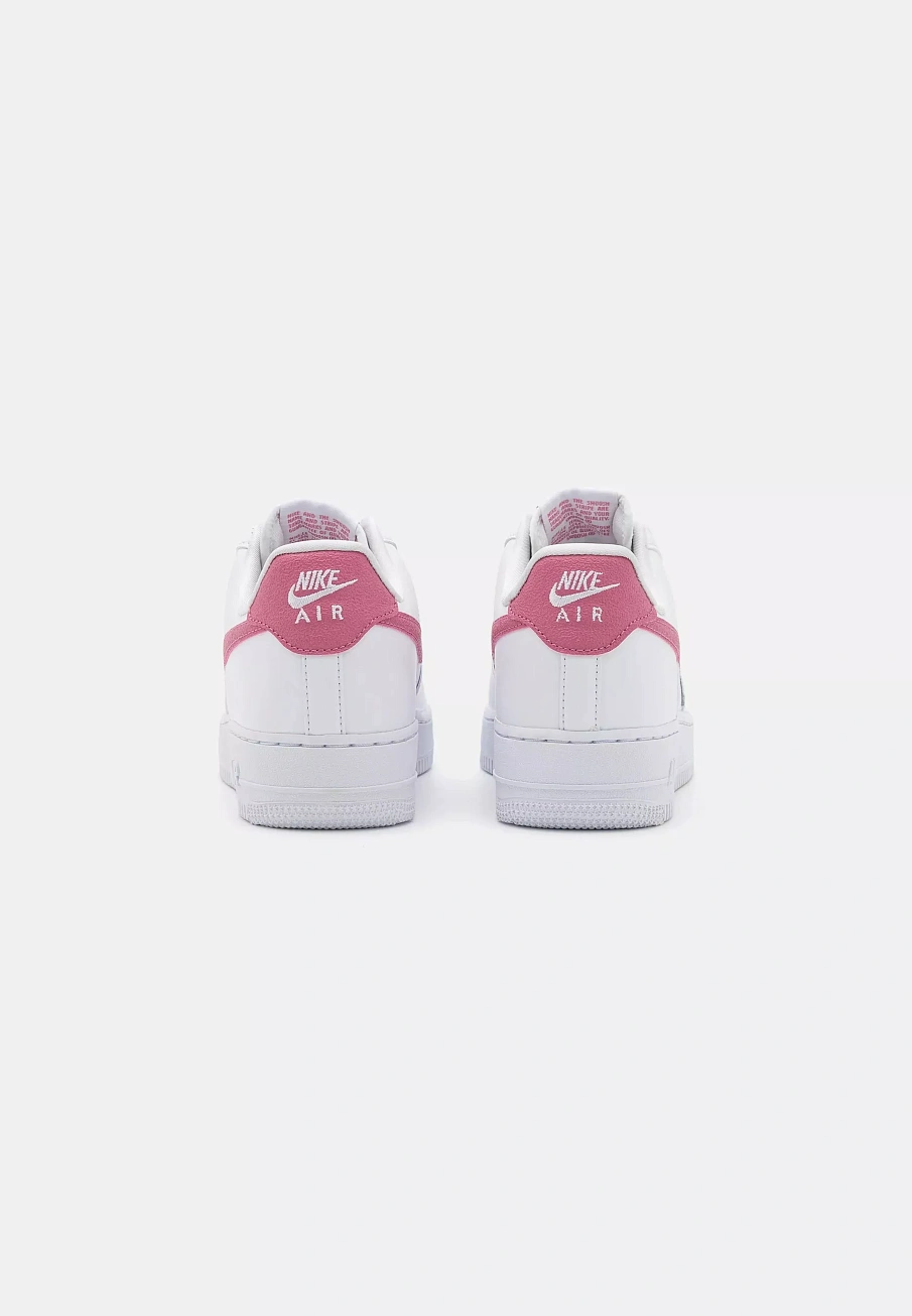 Фото № 4 с приближением к товару «‎W AIR FORCE 1 07 ESS TRND»