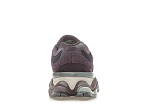 Фото № 4 с приближением к товару «‎New Balance 9060»