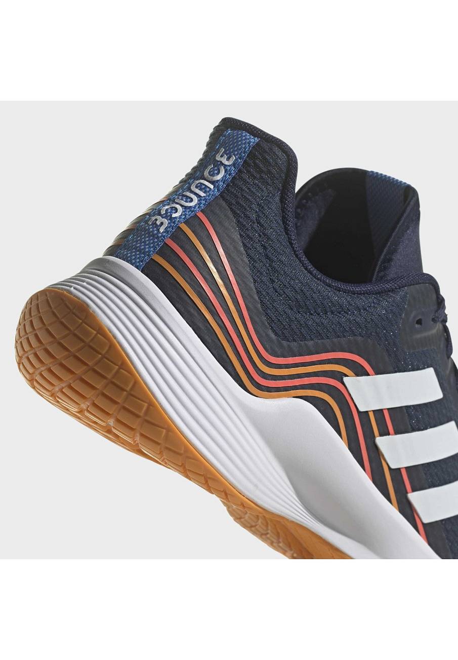Фото № 5 с приближением к товару «‎Adidas Novaflight»