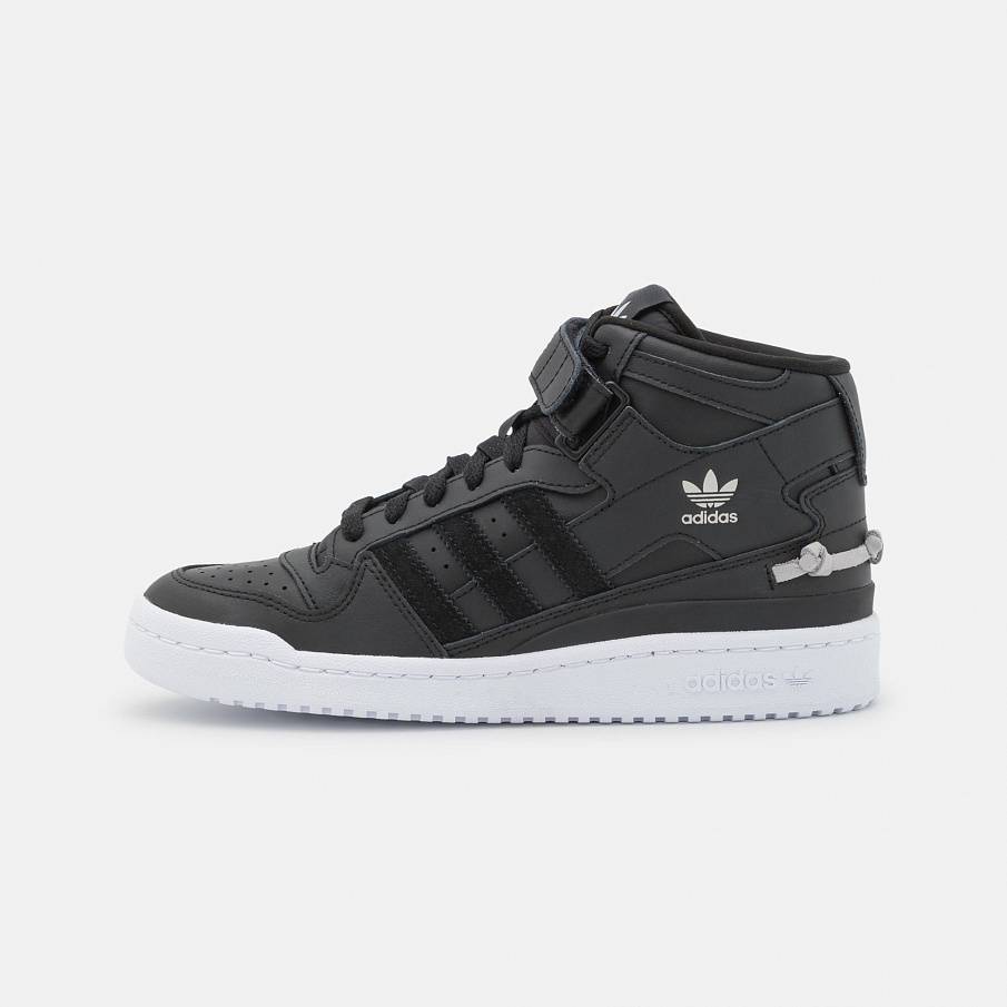 Фото № 1 с приближением к товару «‎Adidas Forum »
