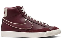 Фото № 1 с приближением к товару «‎Nike Blazer Mid 77 Premium Night Maroon»