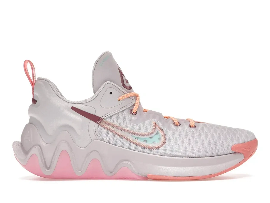 Фото № 1 с приближением к товару «‎Nike Giannis Immortality Force Field Super Smoothie»