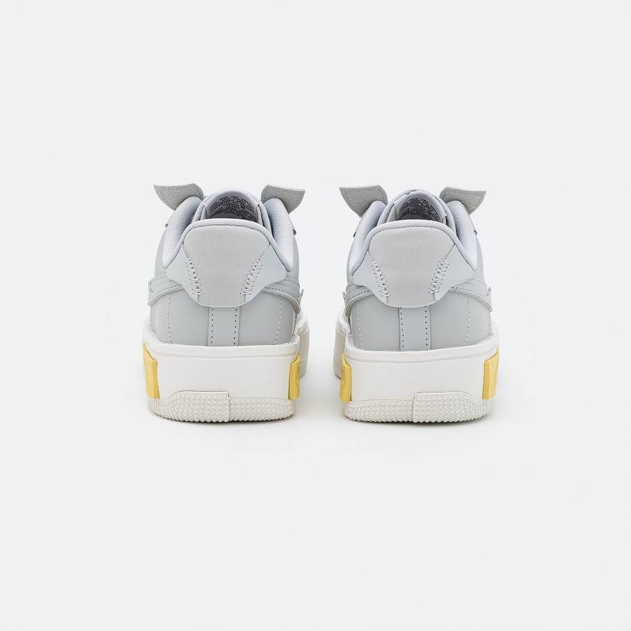 Фото № 3 с приближением к товару «‎Nike W Air Force 1 Fontanka »
