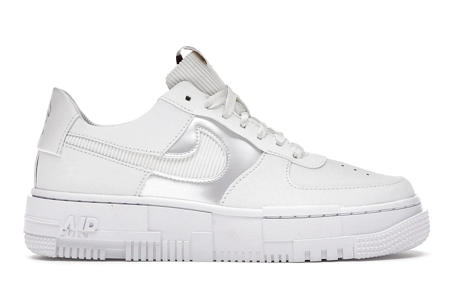 Фото № 1 с приближением к товару «‎Nike Air Force 1 Low Pixel Summit White »
