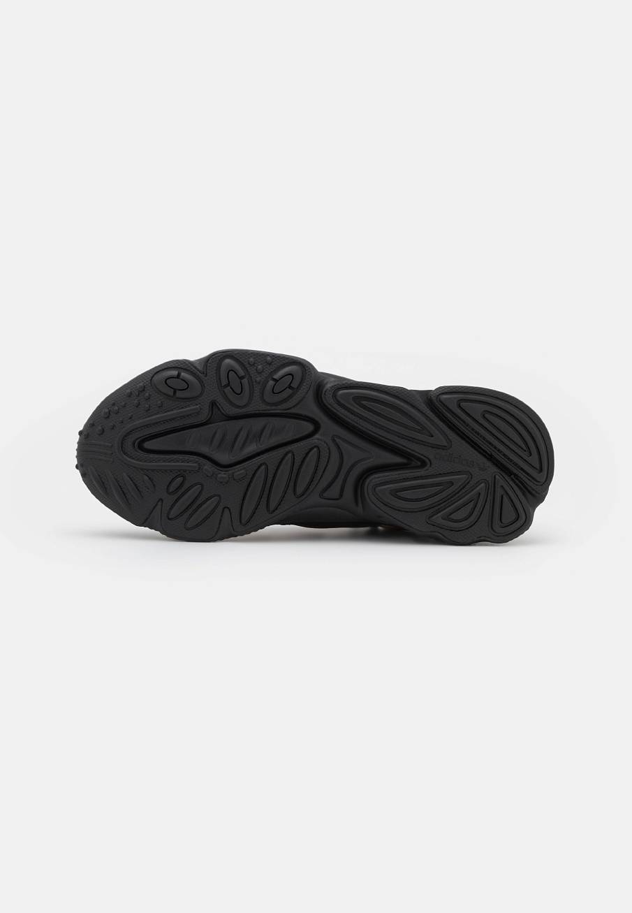 Фото № 5 с приближением к товару «‎Adidas Ozweego »