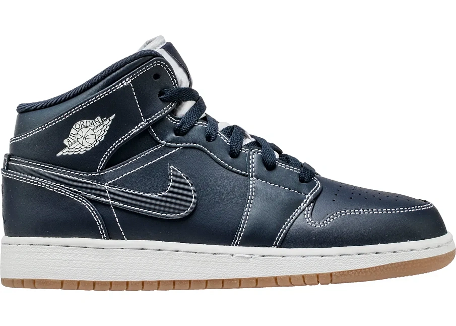 Фото № 1 с приближением к товару «‎Jordan 1 Retro Mid Derek Jeter RE2PECT »