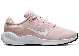 Nike Revolution 7