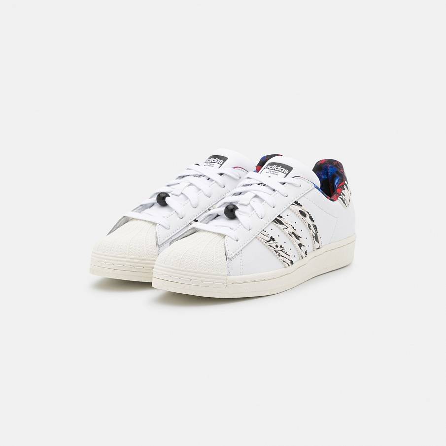 Фото № 3 с приближением к товару «‎Adidas Superstar »